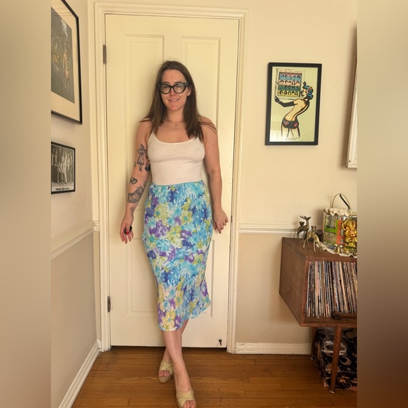 Vintage Dresses & Skirts - Y2K Vintage Blue Floral Watercolor Slip Style Skirt